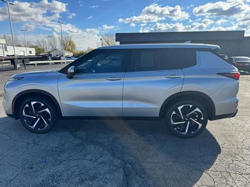 2022 Mitsubishi Outlander ES 2.5 S-AWC