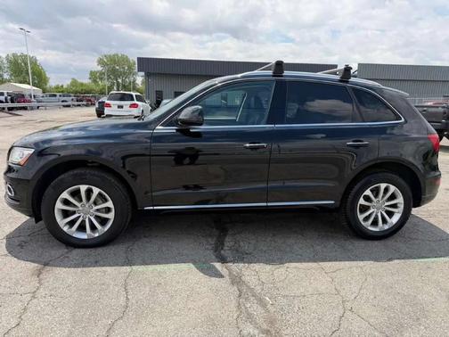 Black 2016 Audi Q5 2.0T Premium Plus