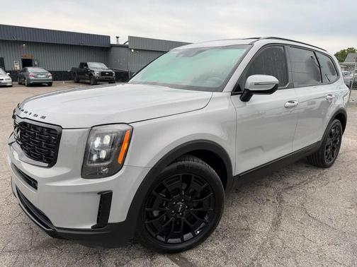 Wolf Gray 2022 Kia Telluride EX