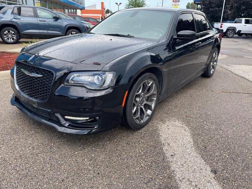 2018 Chrysler 300 S
