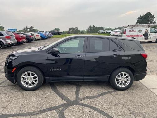 2023 Chevrolet Equinox LS