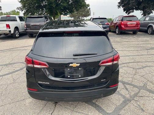 2023 Chevrolet Equinox LS