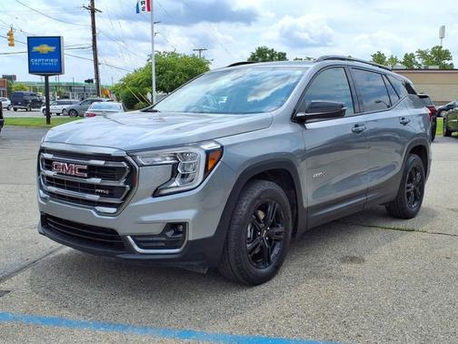 2023 GMC Terrain AT4