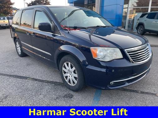 2012 Chrysler Town & Country Touring