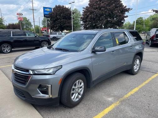 2023 Chevrolet Traverse LS
