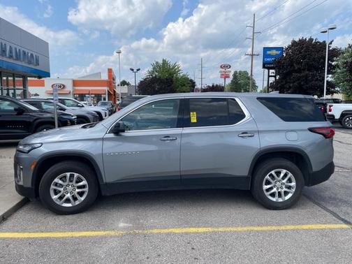 2023 Chevrolet Traverse LS