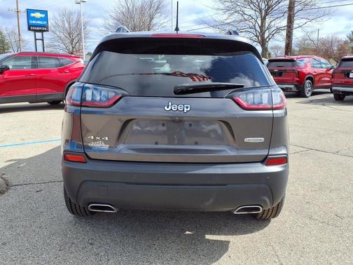 2022 Jeep Cherokee Latitude Lux