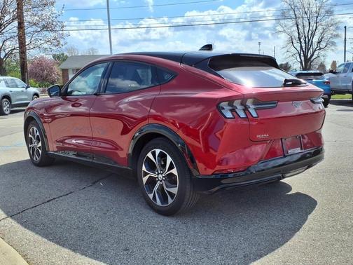 2022 Ford Mustang Mach-E Premium