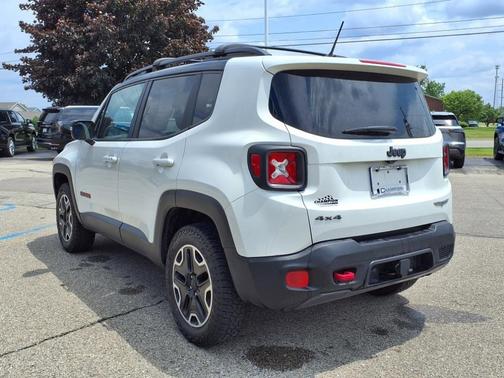 2017 Jeep Renegade Trailhawk