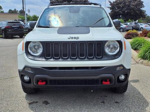 2017 Jeep Renegade Trailhawk