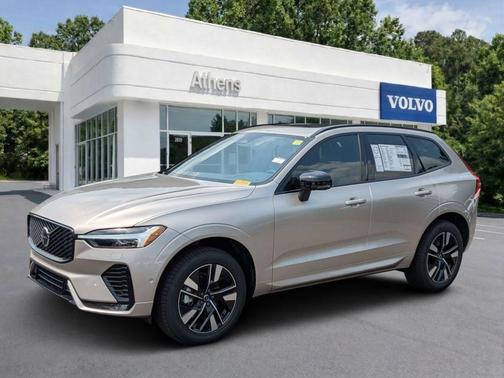 Bright 2026 Volvo XC60 B5 Plus