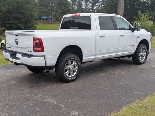 Bright White Clearcoat 2024 RAM 2500 Laramie