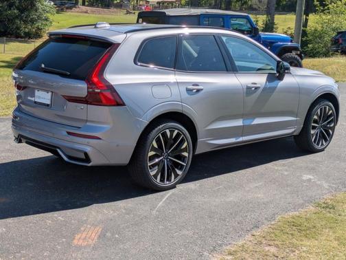 Silver 2026 Volvo XC90 B6 Plus 7-Seater