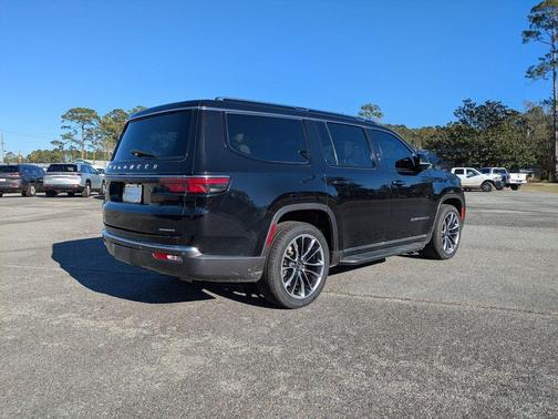Diamond Black 2022 Jeep Wagoneer Series II