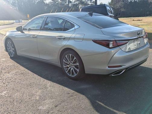Moonbeam Beige Metallic 2019 Lexus ES 350 Luxury