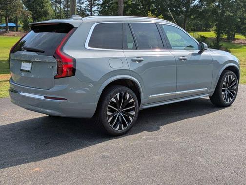 Metallic 2026 Volvo XC90 B6 Plus 7-Seater