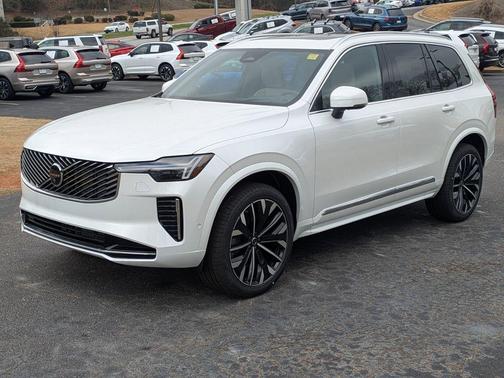 Crystal White Pearl 2026 Volvo XC90 B6 Plus 7-Seater