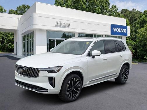 Crystal White Pearl 2026 Volvo XC90 B6 Plus 7-Seater