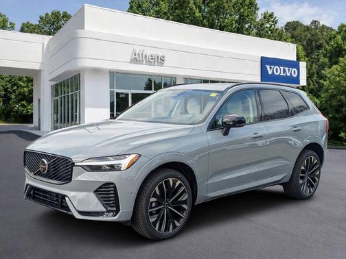 Metallic 2026 Volvo XC60 B5 Ultra