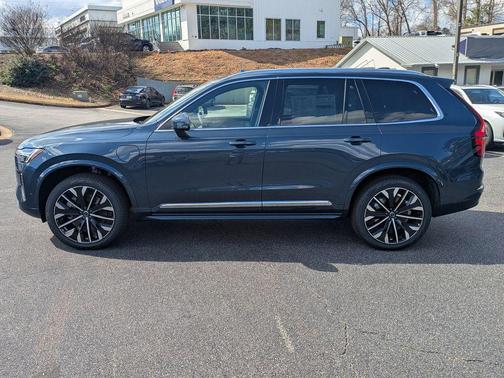Denim Blue Metallic 2026 Volvo XC90 Plug-In Hybrid T8 Ultra 7-Seater