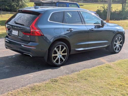 Denim Blue Metallic 2021 Volvo XC60 T5 Inscription