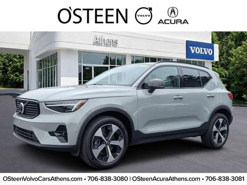 Gray Metallic 2026 Volvo XC40 B5 Plus