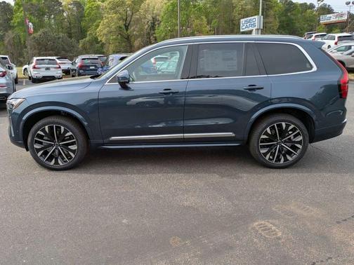 Denim Blue Metallic 2026 Volvo XC90 B5 Plus 7-Seater