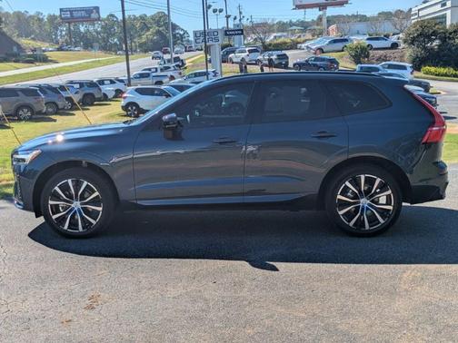 Denim Blue Metallic 2024 Volvo XC60 B5 Plus Dark Theme