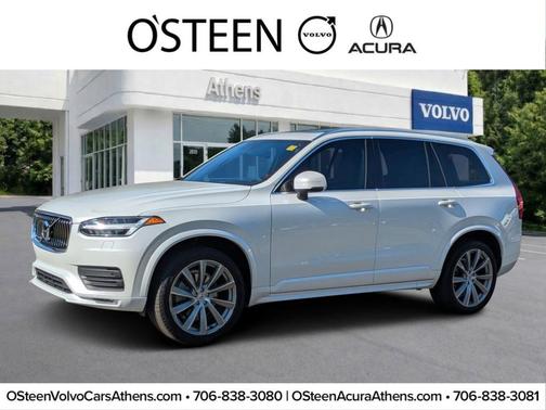 Crystal White 2023 Volvo XC60 B5 Plus Bright Theme