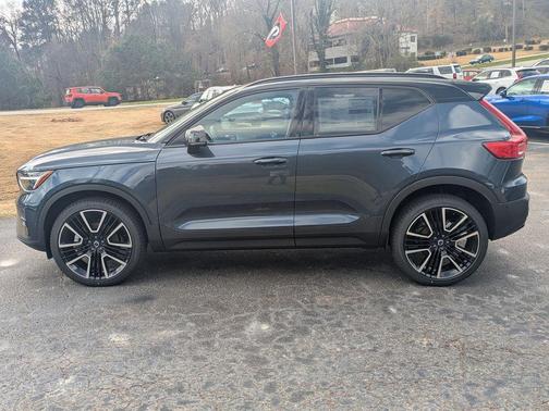 Denim Blue 2026 Volvo XC40 B5 Ultra Black Edition