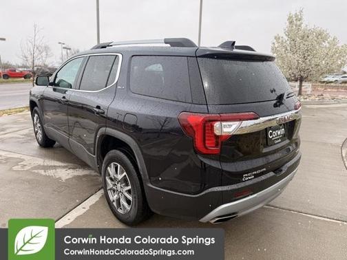 2022 GMC Acadia SLT