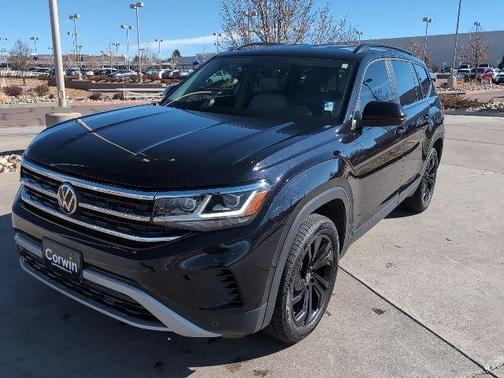 2022 Volkswagen Atlas 3.6L SE w/Technology