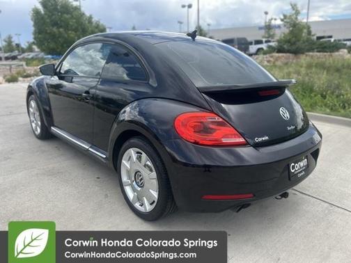 2013 Volkswagen Beetle 2.0T Fender Edition