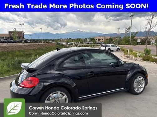 2013 Volkswagen Beetle 2.0T Turbo Fender Edition