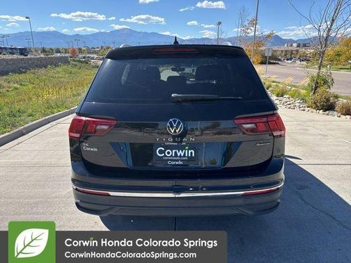 2022 Volkswagen Tiguan 2.0T SE