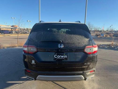 2023 Honda Pilot Elite