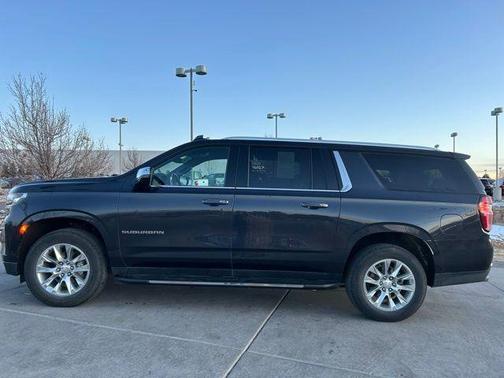 2023 Chevrolet Suburban Premier