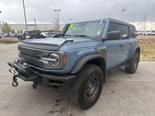Azure Gray Metallic 2024 Ford Bronco Everglades