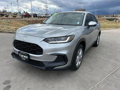 Lunar Silver Metallic 2024 Honda HR-V LX