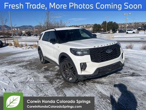 2025 Ford Explorer ST-Line
