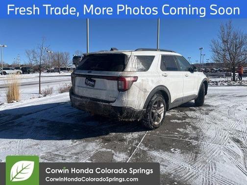 2025 Ford Explorer ST-Line
