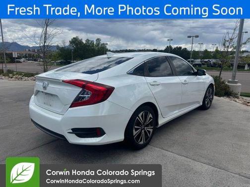 Lunar Silver Metallic 2018 Honda Civic EX-T