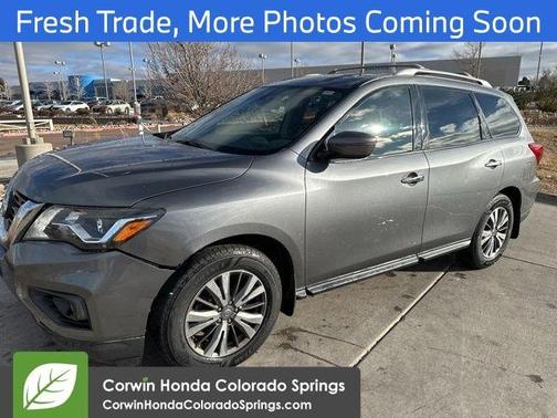 2018 Nissan Pathfinder SV