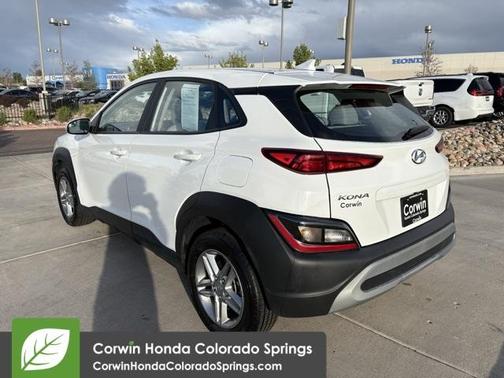 2022 Hyundai KONA SE