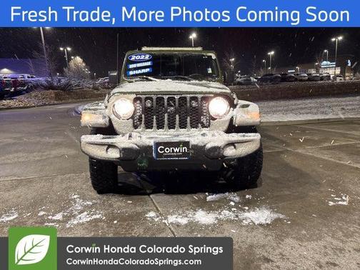 2022 Jeep Gladiator Sport