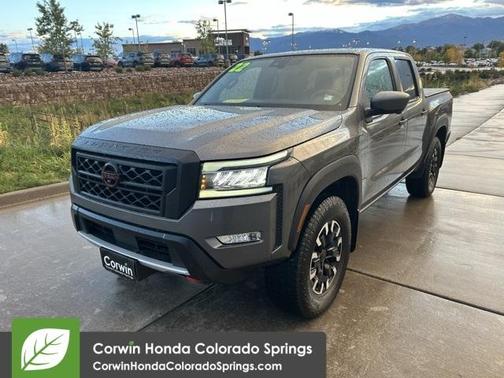 2024 Nissan Frontier SL