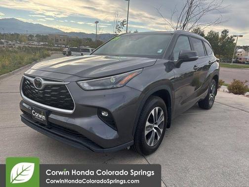 2024 Toyota Highlander XLE