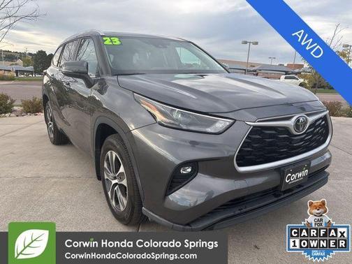 2024 Toyota Highlander XLE