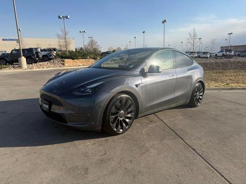 2023 Tesla Model Y Performance