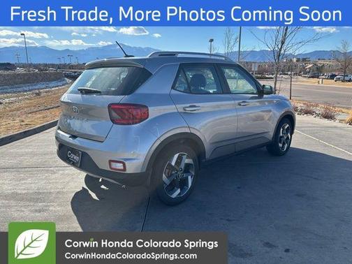 2023 Hyundai VENUE SEL